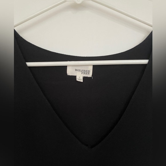 Aritzia (Wilfred Free) T-Shirt Dress - Picture 2 of 2